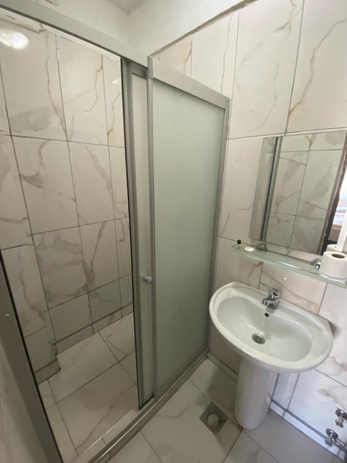 Kadikoy Kervansaray Hotel Provincia di Provincia di Istanbul Esterno foto